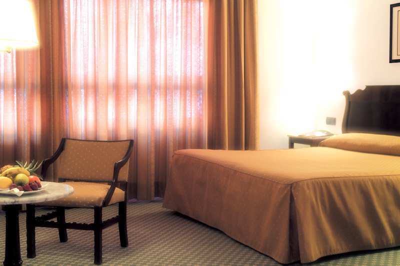 B&B Hotel Vitoria General Alava Номер фото